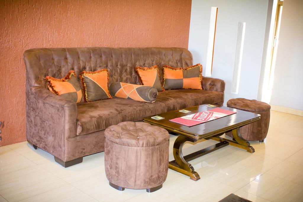 Icon Hotel Chingola Extérieur photo