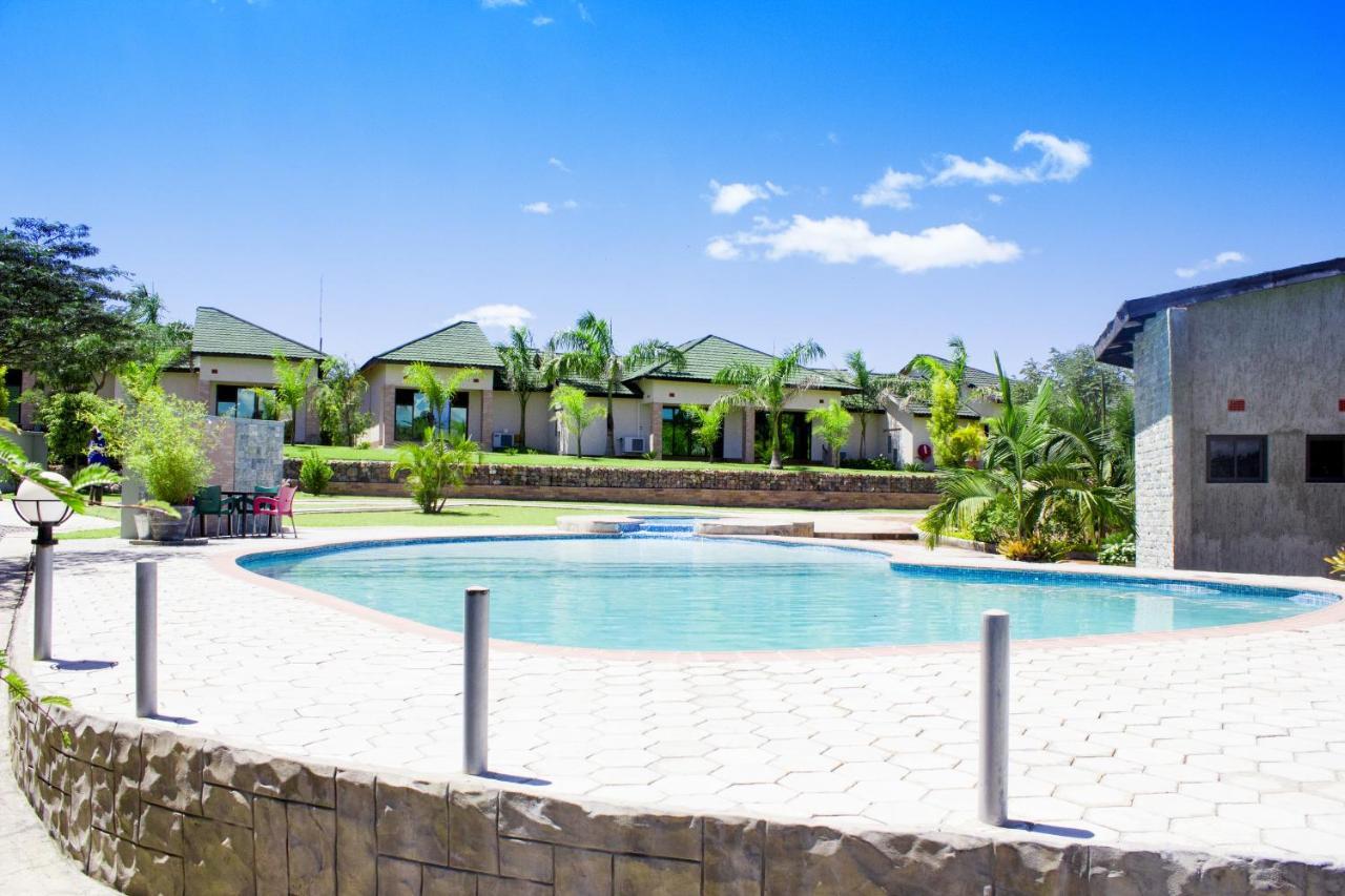 Icon Hotel Chingola Extérieur photo