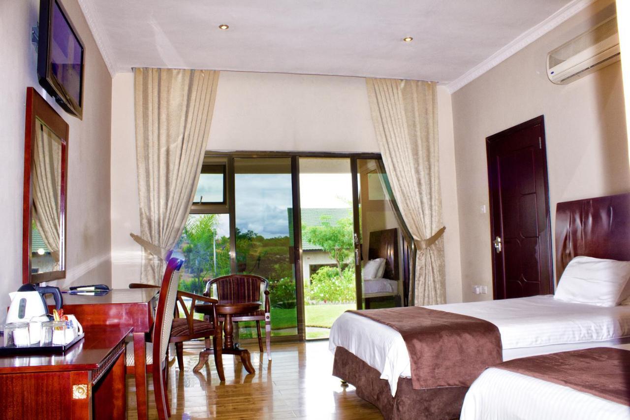 Icon Hotel Chingola Chambre photo