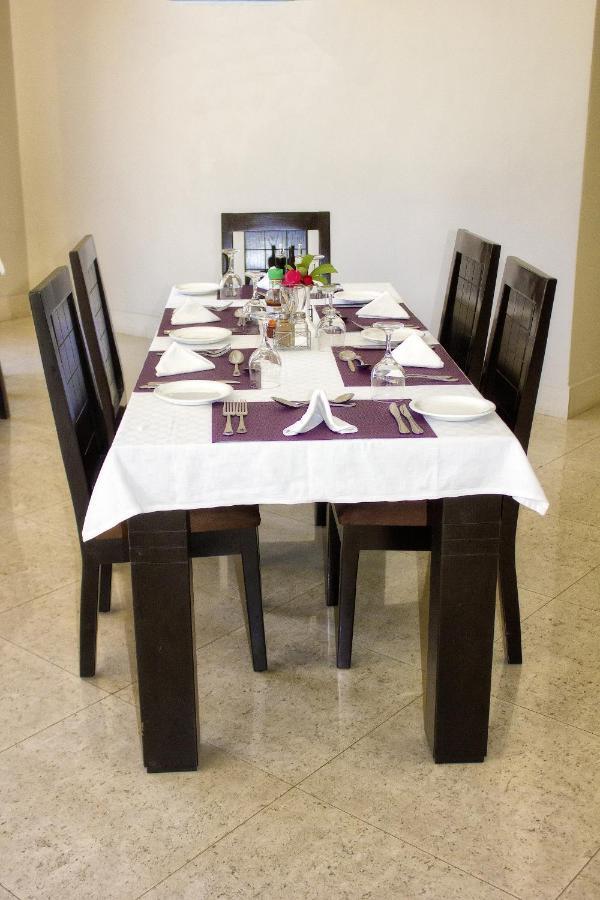 Icon Hotel Chingola Extérieur photo